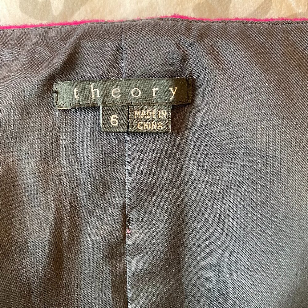 Theory pink wool mini-skirt size 6